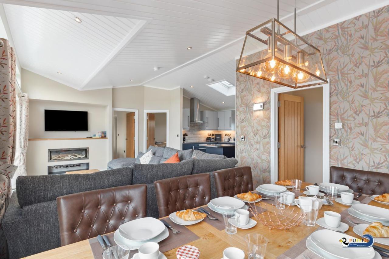 Valley View Lodge - Luxury Lodge, Hot Tub, Close To Beach Penally Bagian luar foto